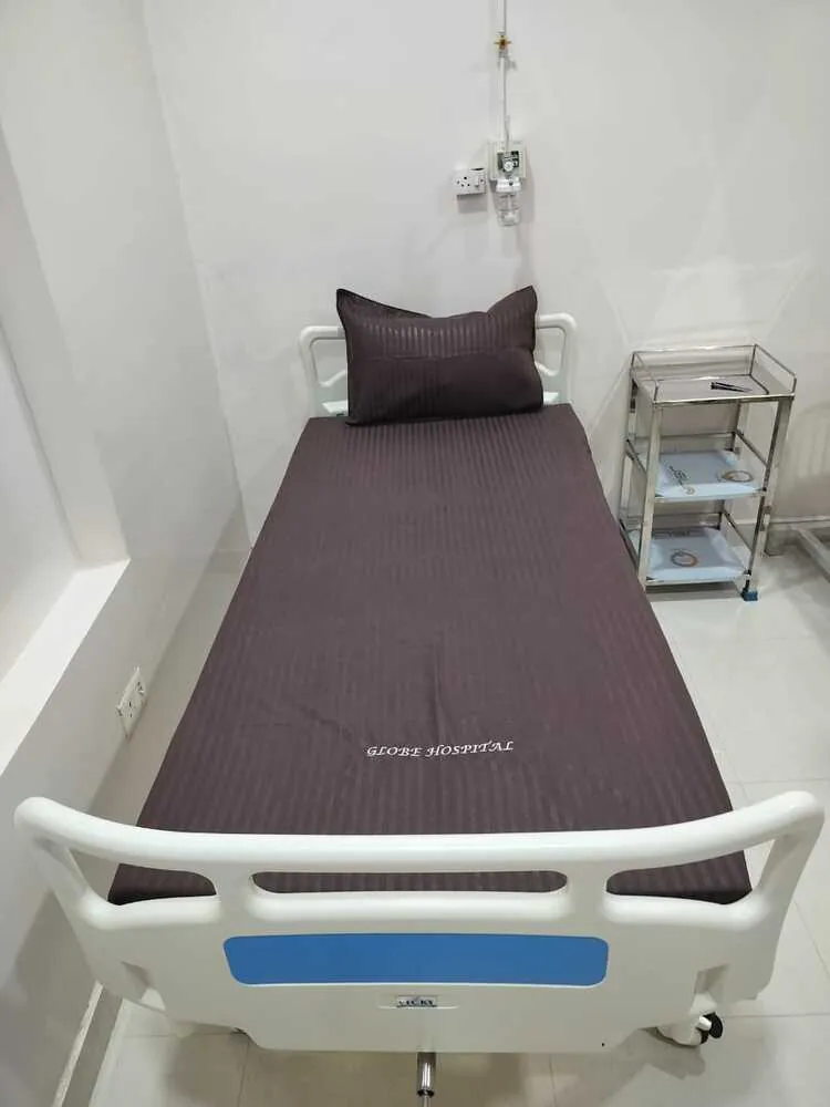 Bedsheet With embroidery